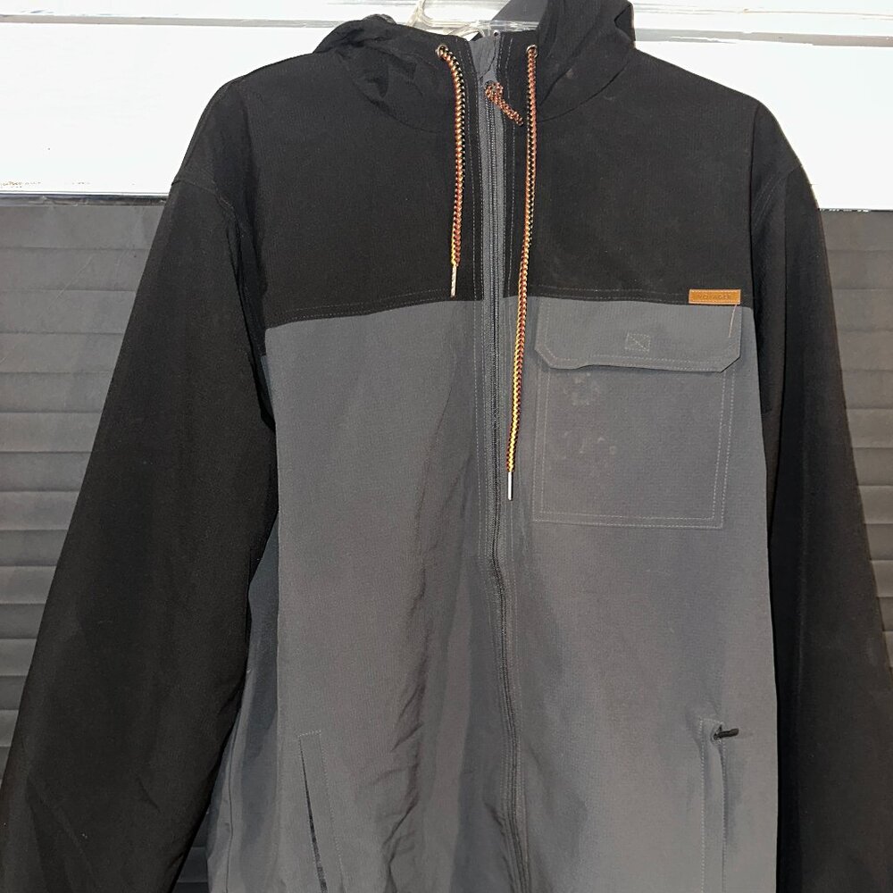 Voyager XL Windbreaker
